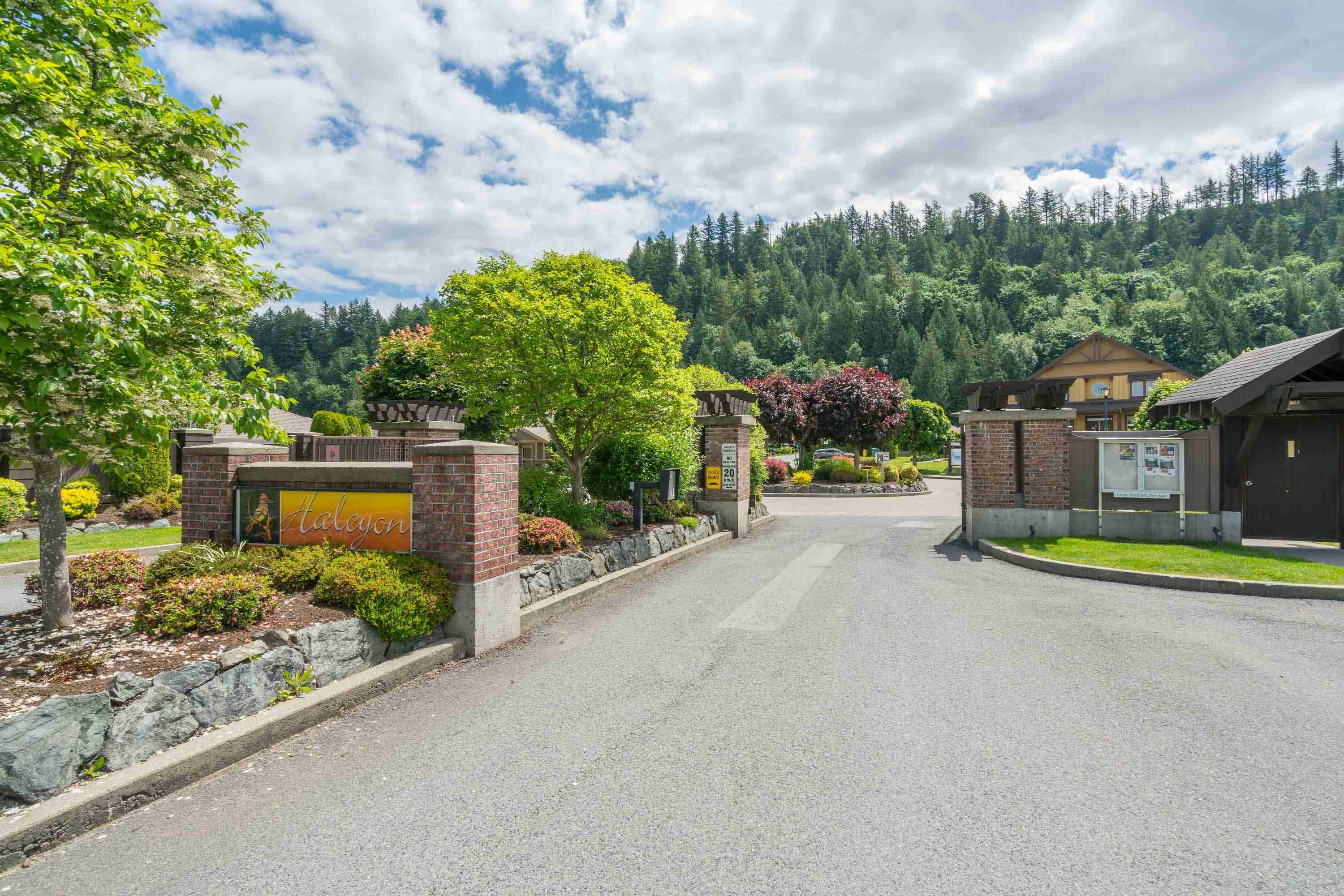 Halcyon Meadows 46000 Thomas Road, Chilliwack YouLive.ca