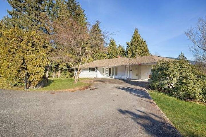 574 Saint Giles Road West Vancouver - MLS: R2957870