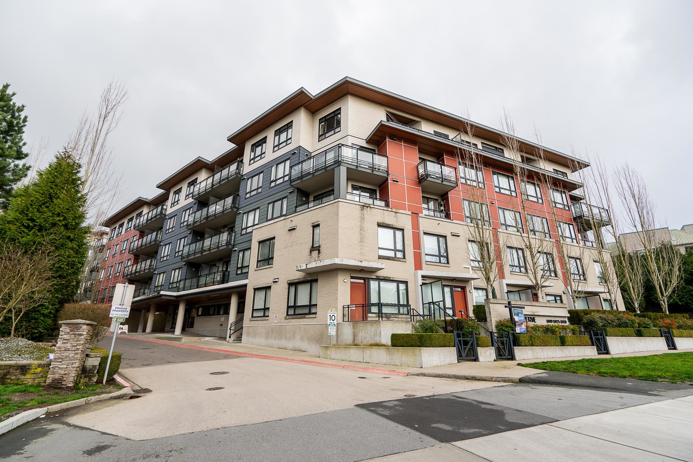 205 13931 Fraser Highway Surrey - MLS: R2975914