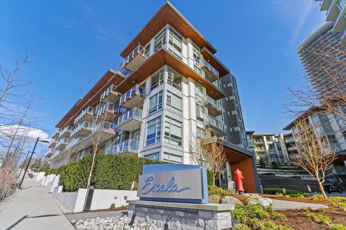 108 1728 Gilmore Avenue Burnaby - MLS: R2977668