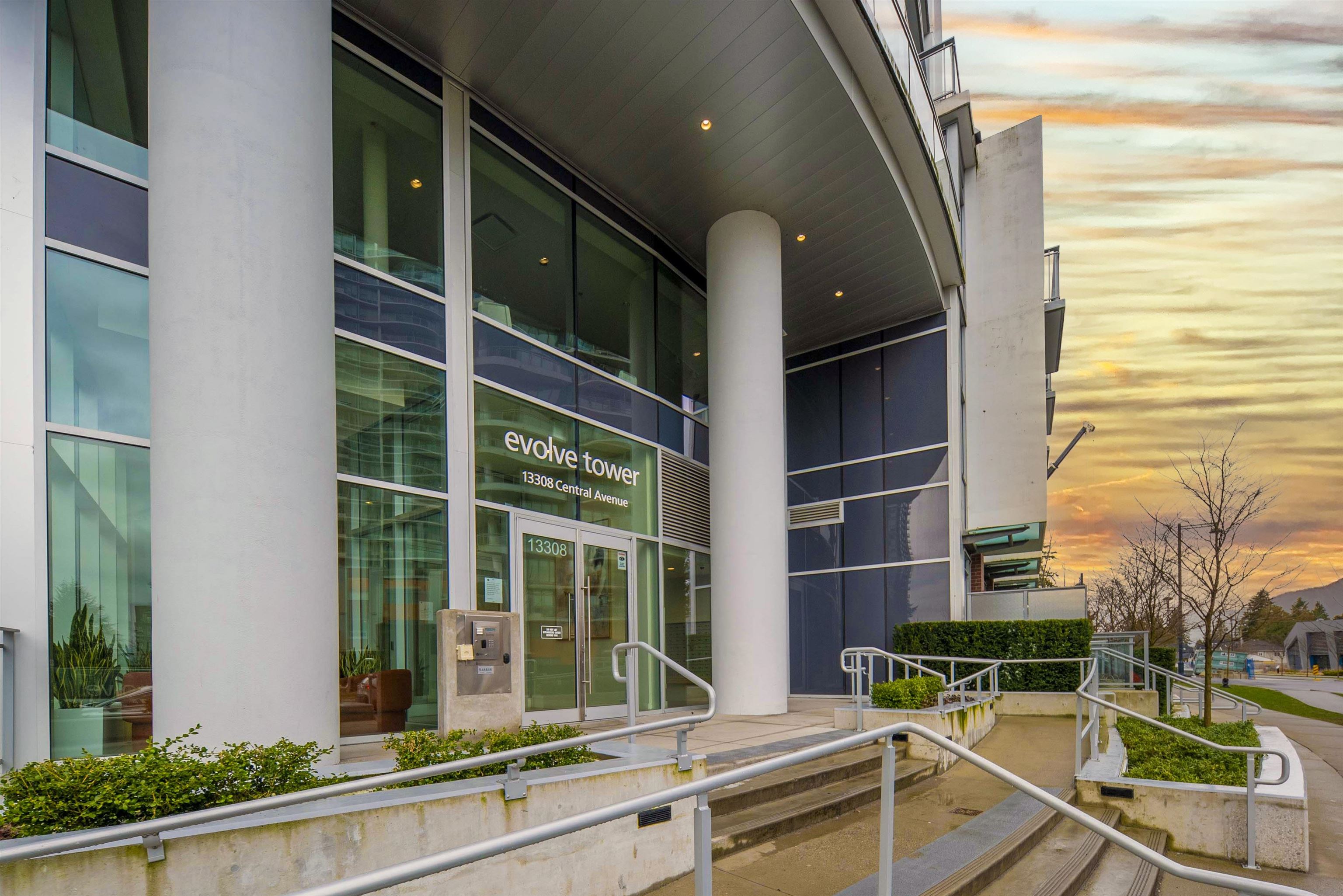 104 13308 Central Avenue Surrey - MLS: R2982645