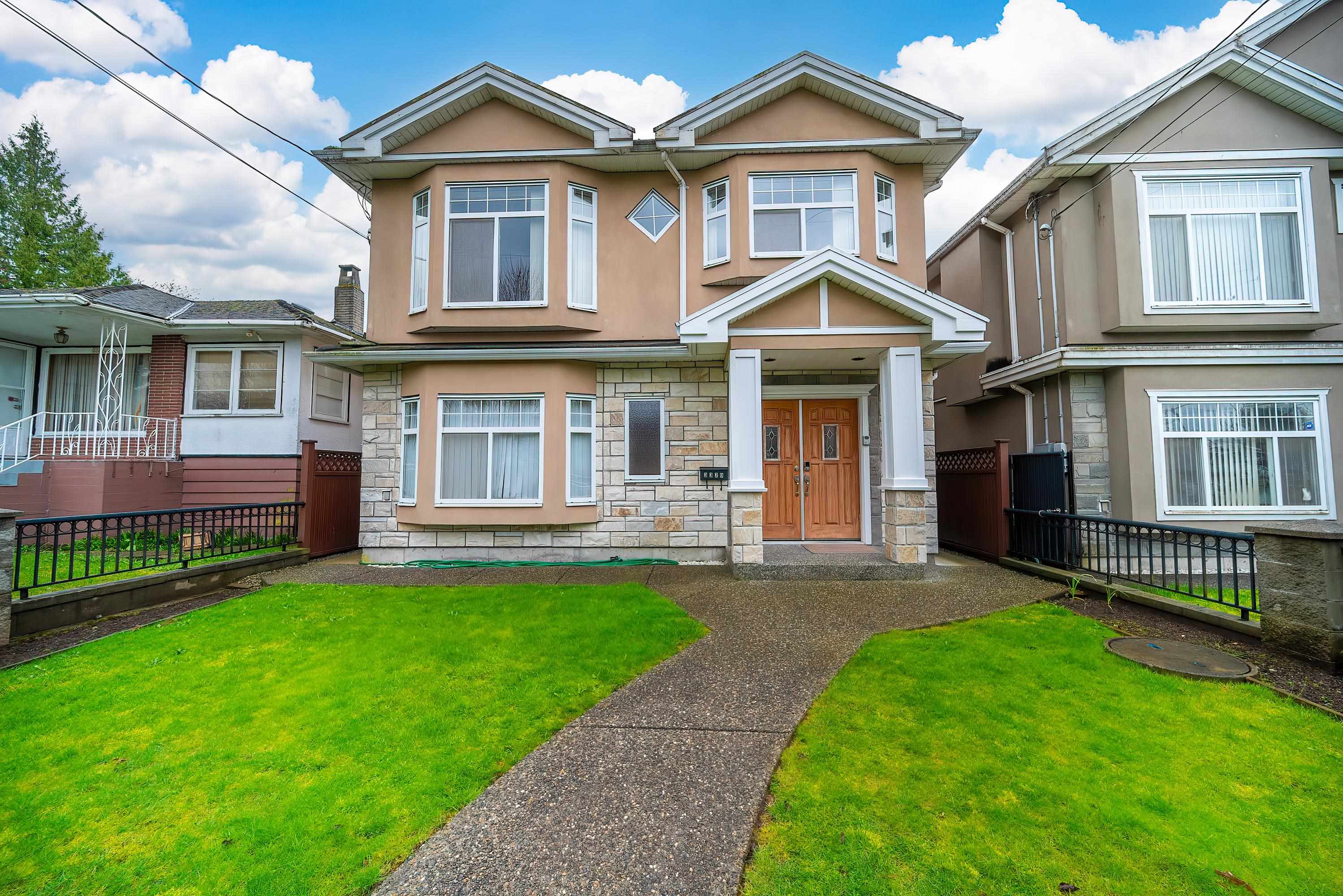 3320 E 43rd Avenue Vancouver - MLS: R2982856