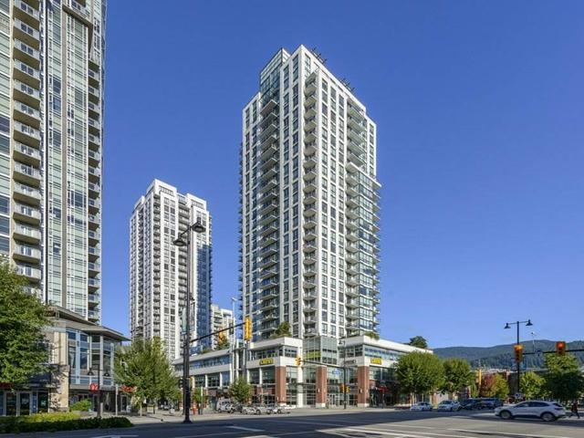 1801 3007 Glen Drive Coquitlam - MLS: R2984657