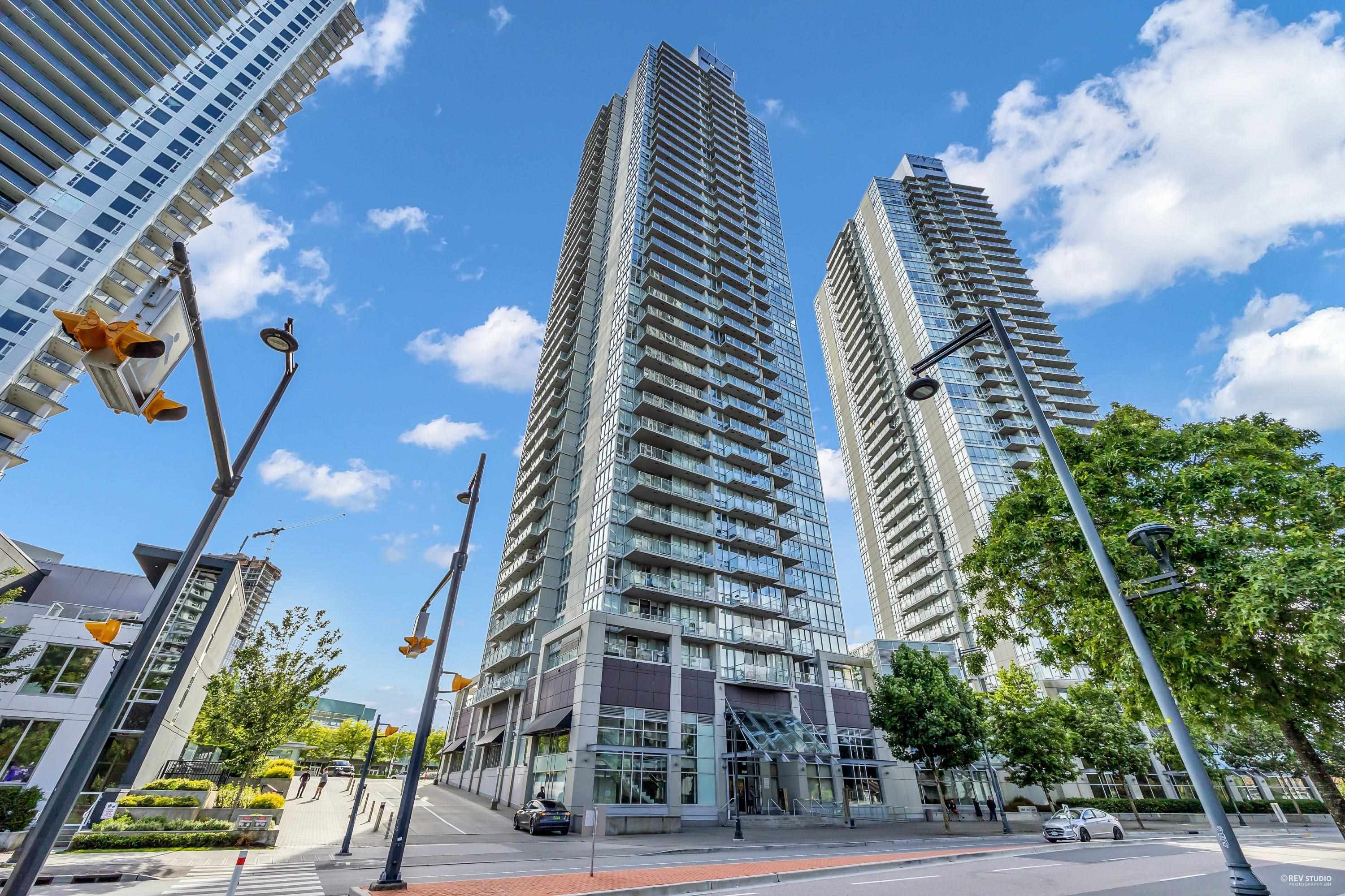 2908 9981 Whalley Boulevard Surrey - MLS: R2984855