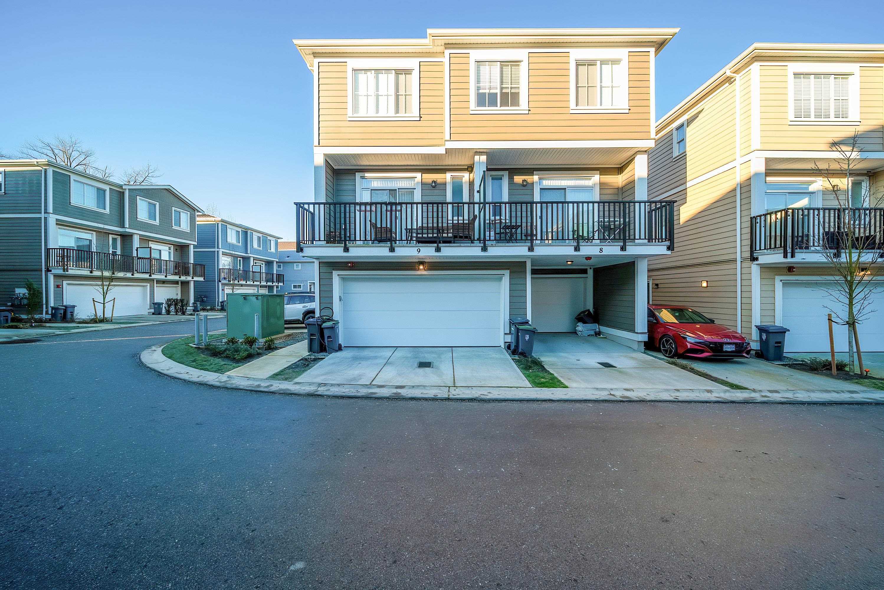 9 20680 76b Avenue Langley - MLS: R2985520