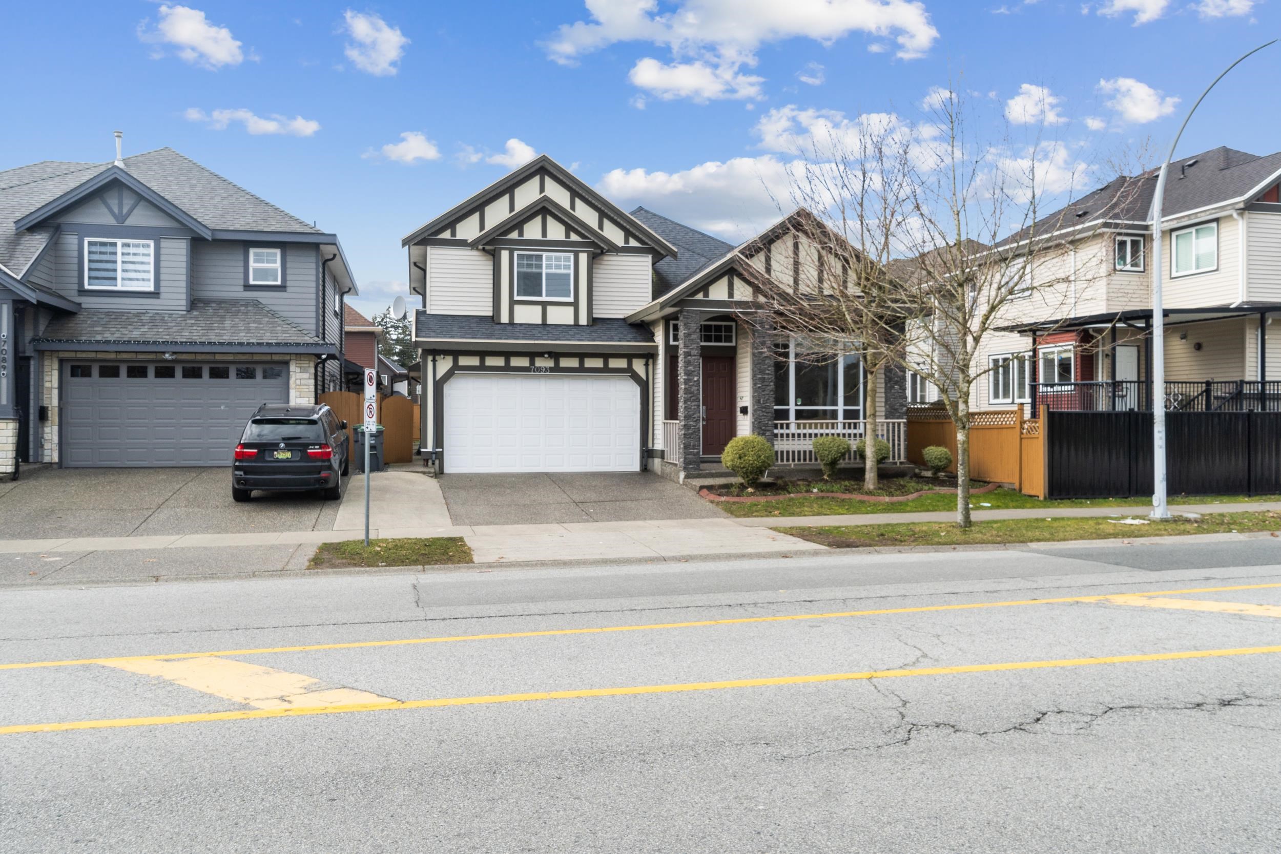 7093 126 Street Street Surrey - MLS: R2985686