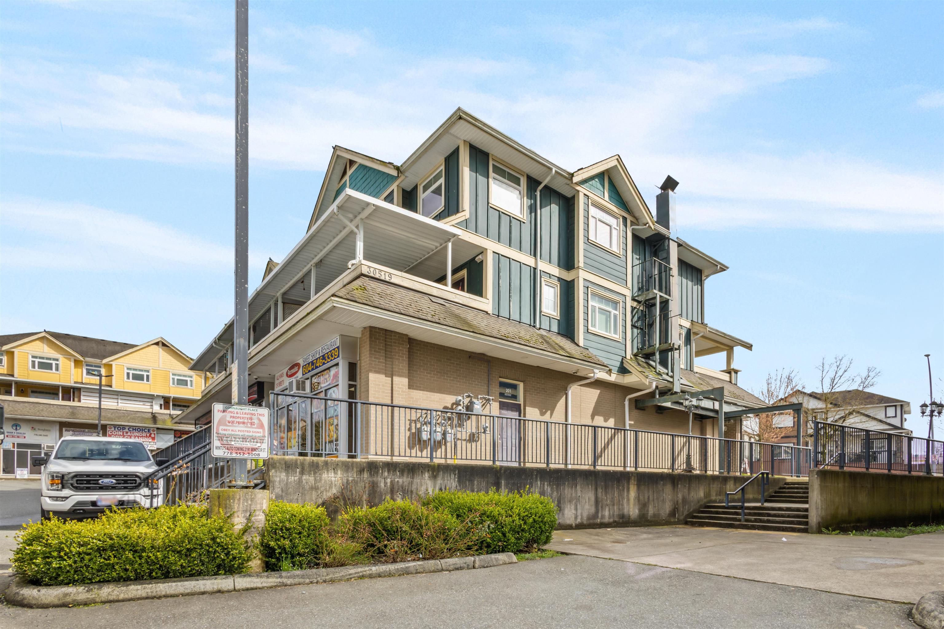 201 30519 Blueridge Drive Abbotsford - MLS: R2986009